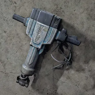 Makita Hm1810 - 32 kg Kırıcı